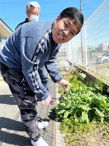 生活介護ありがとうの花/植物を育てる